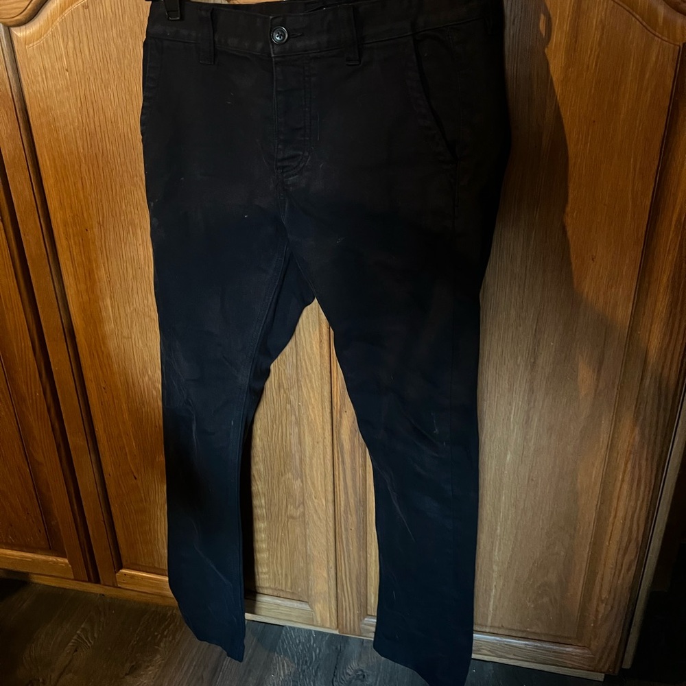 DSTLD Men’s Black Chinos Pant
